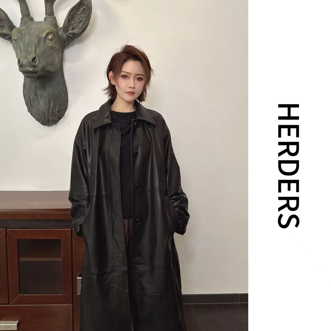 HERDERS 长款小翻领隐藏纽扣款皮衣 50012