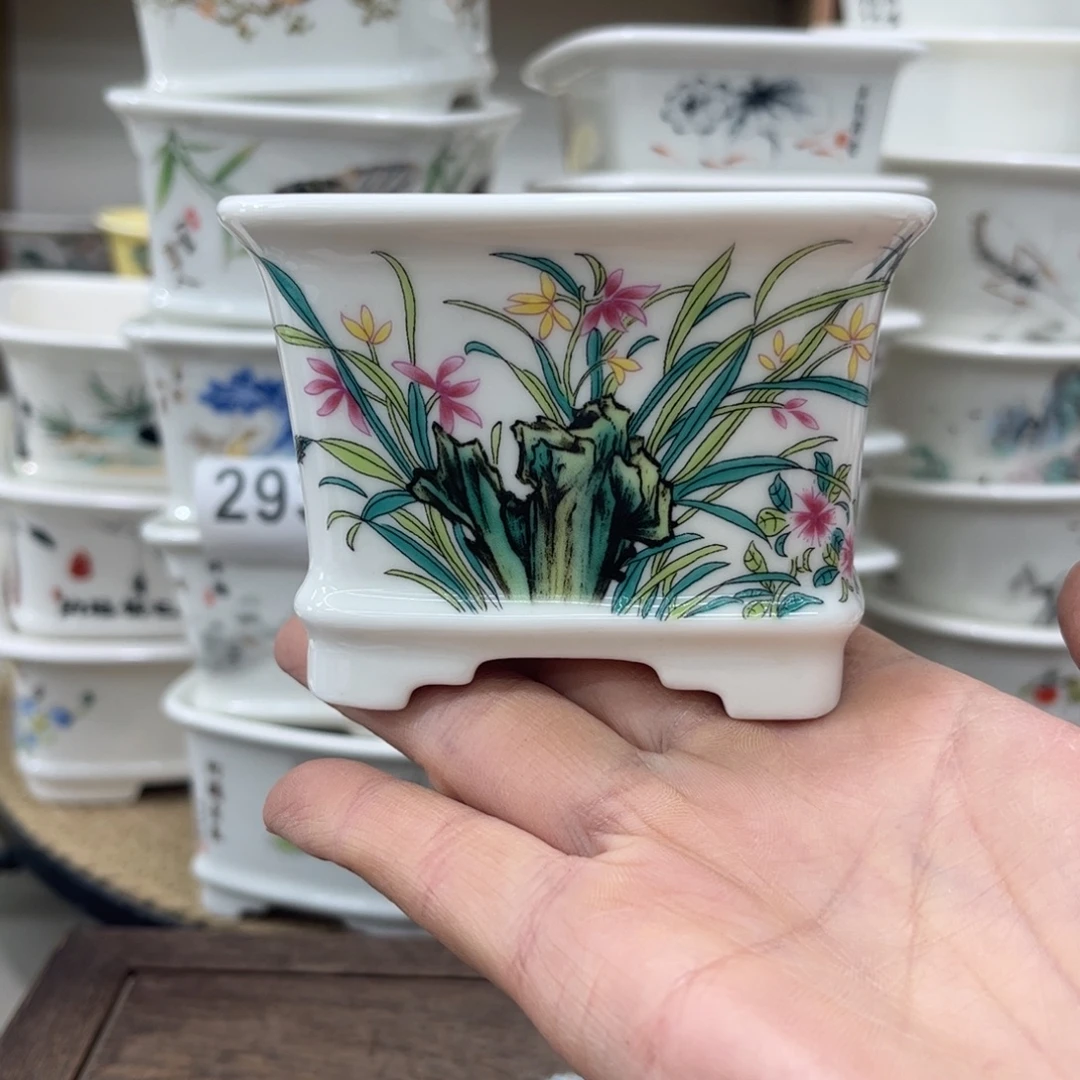 内直径8.5-5.5花盆一只