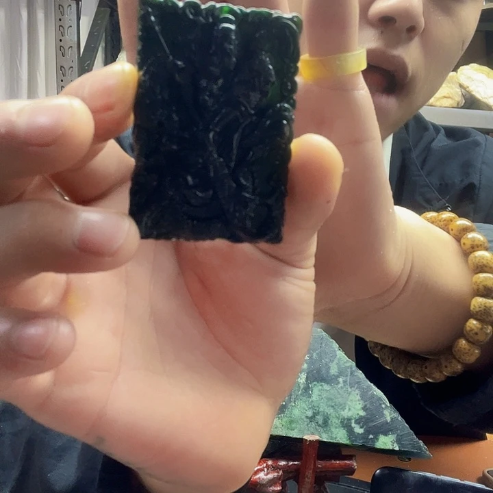 主***笑未镶嵌蛇纹石玉珠宝奇石3