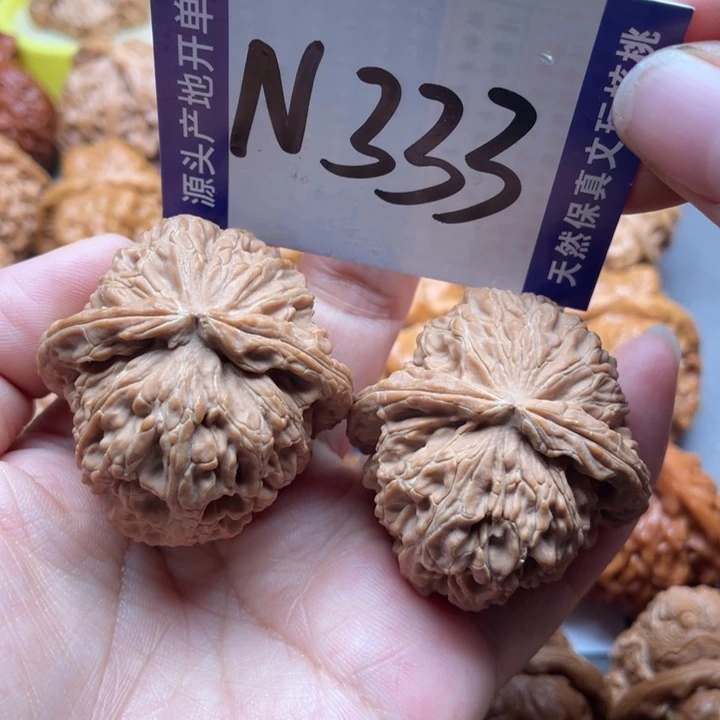 把件文玩核桃白狮子41尺
