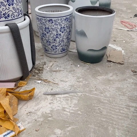 低腰锥形青花瓷中号+低腰锥形山水中号（2个）