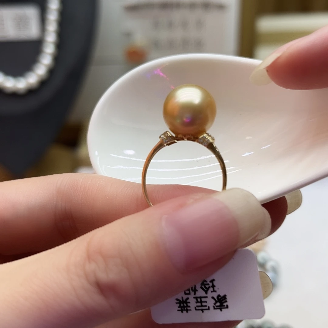 18K金镶嵌戒指海水珍珠