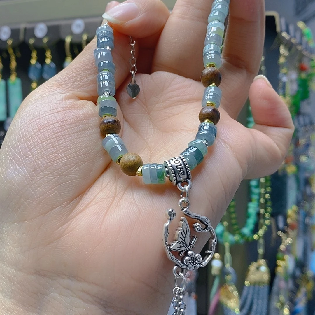 颈饰未镶嵌翡翠翡翠