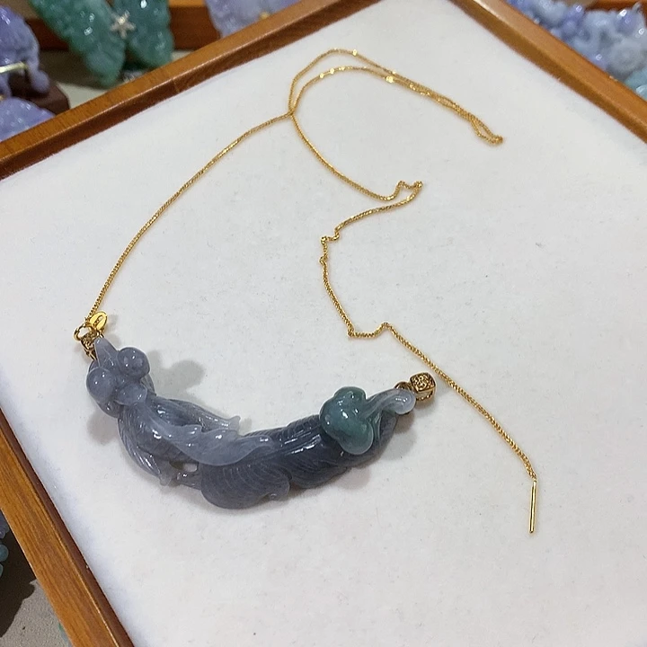 翡翠未镶嵌颈饰翡翠吊坠