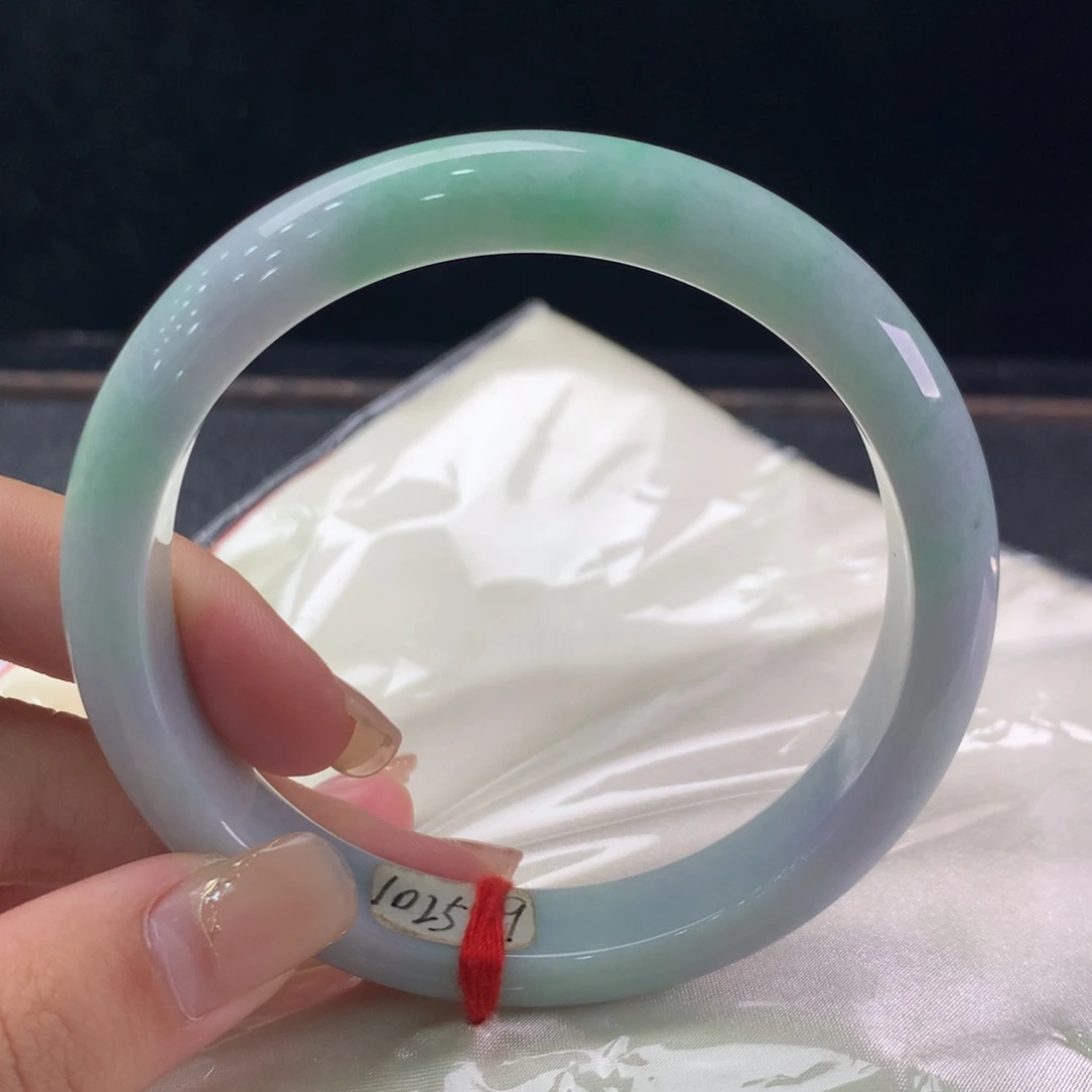 翡翠未镶嵌手镯缅甸A货翡翠 阳绿春彩62 63
