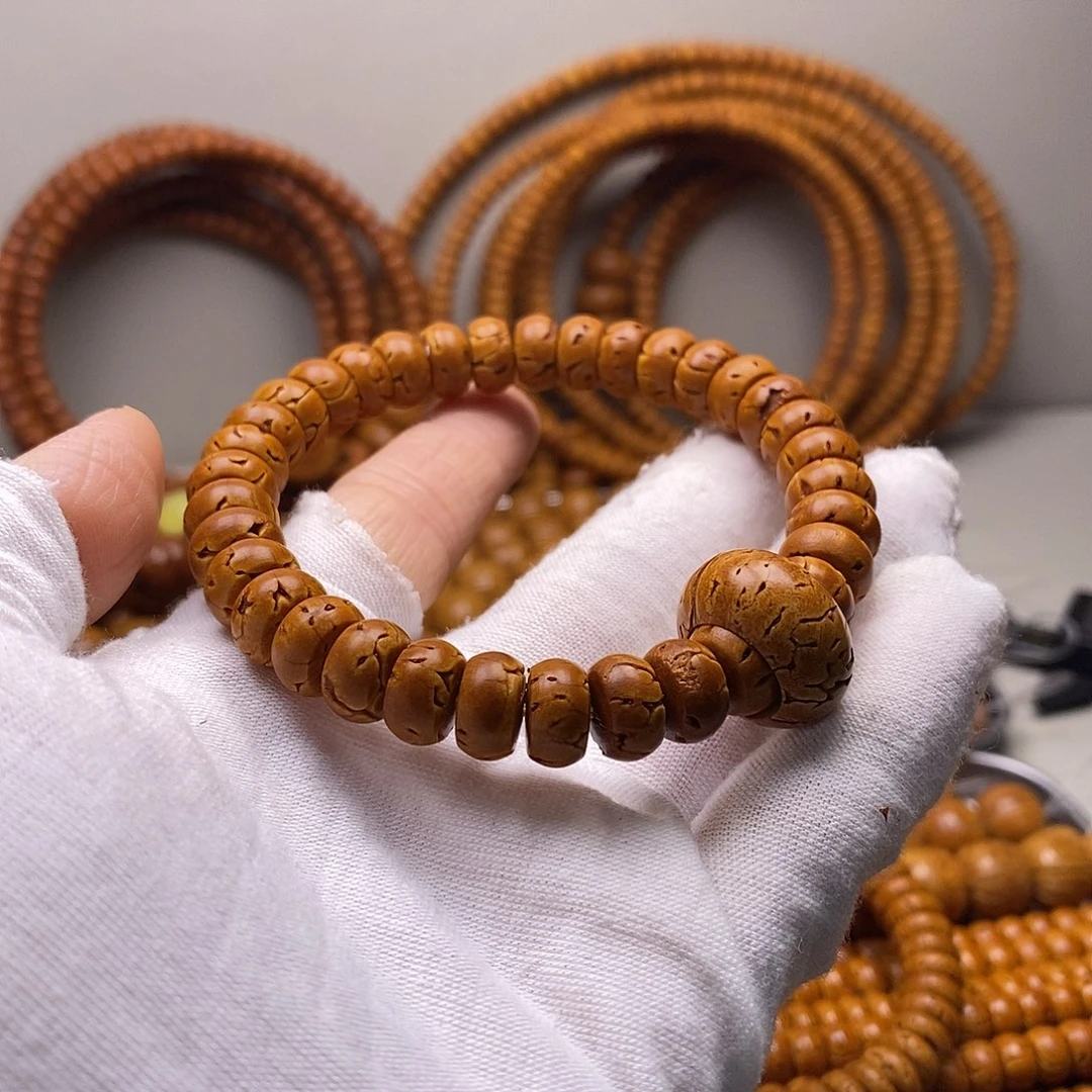 吊坠猴头核桃6乘10核片手串微瑕疵40