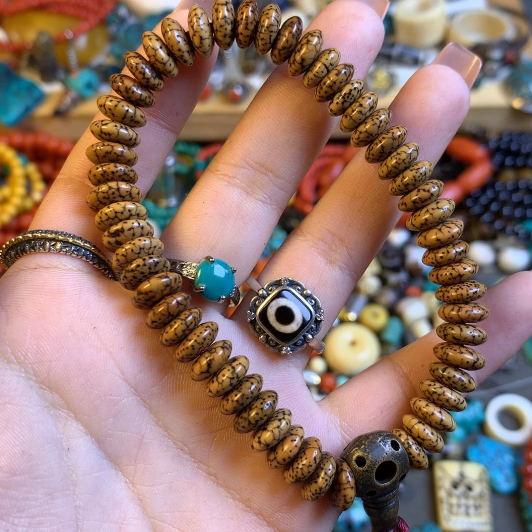 凤眼菩提吊坠……………