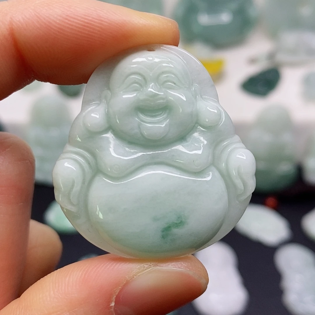 翡翠颈饰未镶嵌吊坠