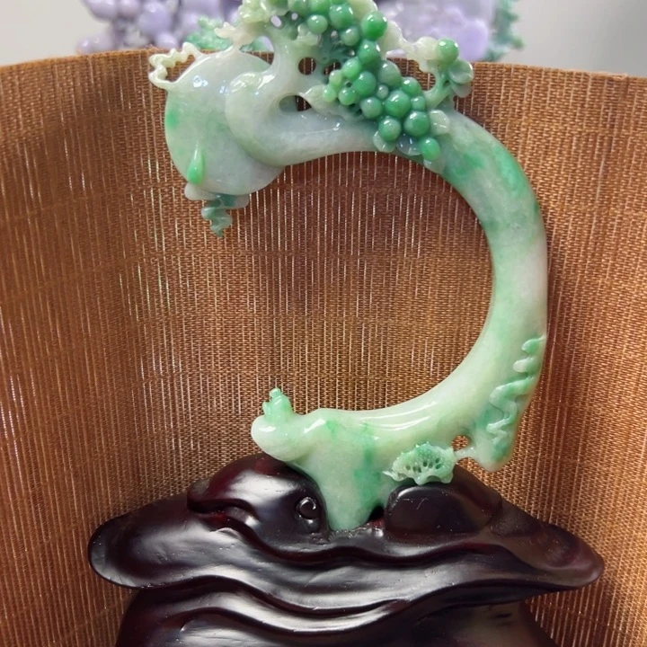 翡翠摆件未镶嵌翡翠