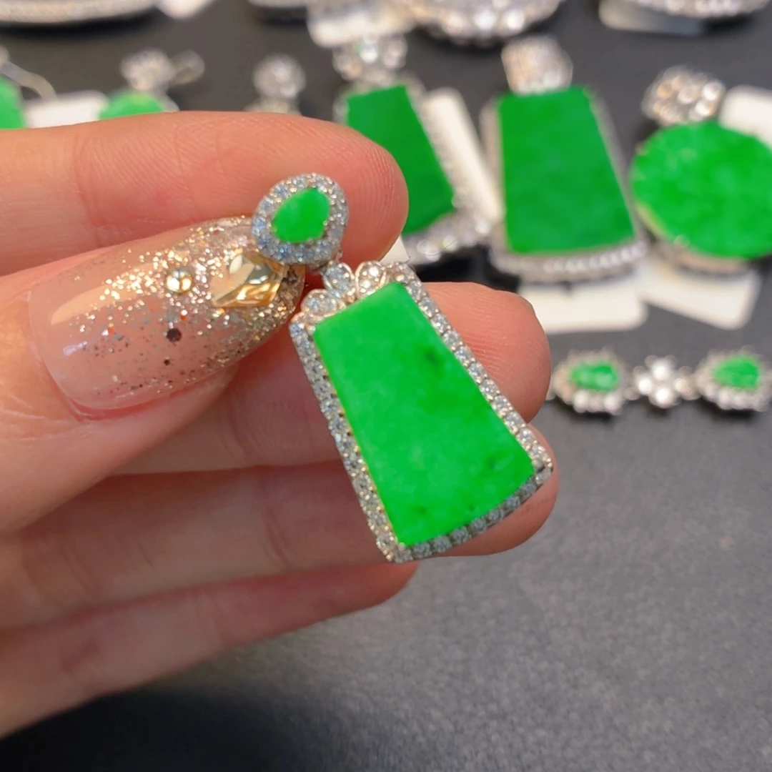 翡翠银S925镶嵌颈饰