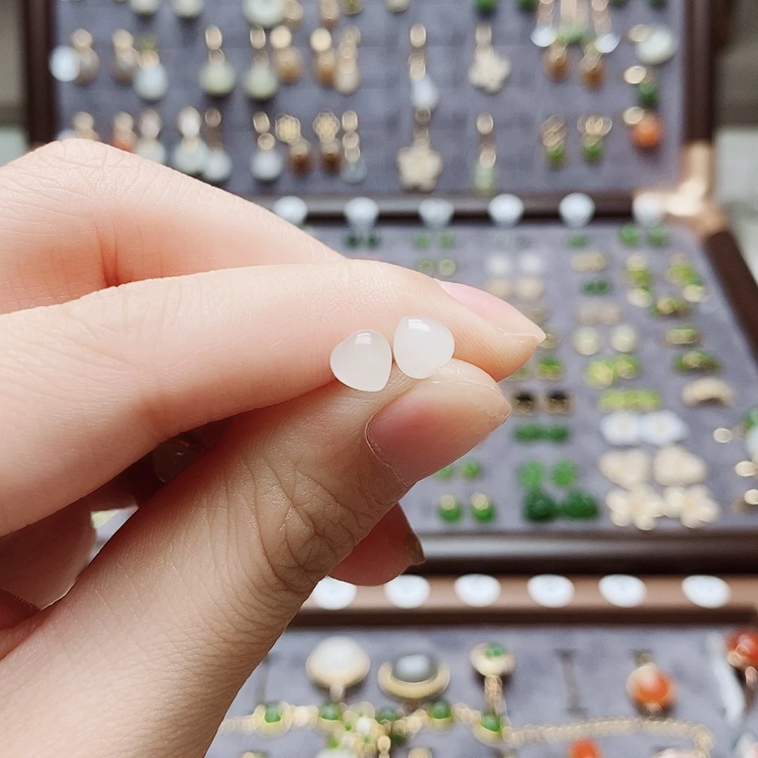 和田玉银S925镶嵌耳饰