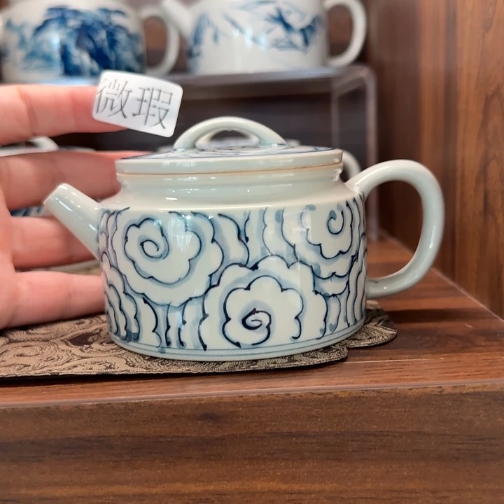 釉下手绘茶具微瑕