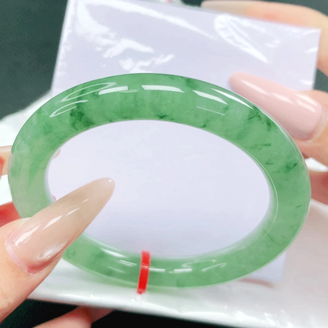 翡翠未镶嵌手镯55