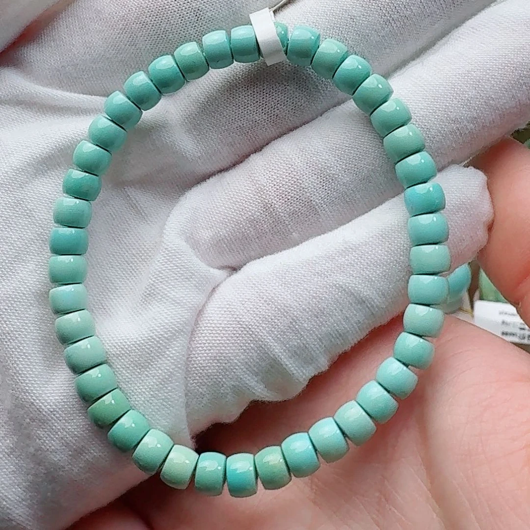 绿松石未镶嵌直切手串 直径5.6