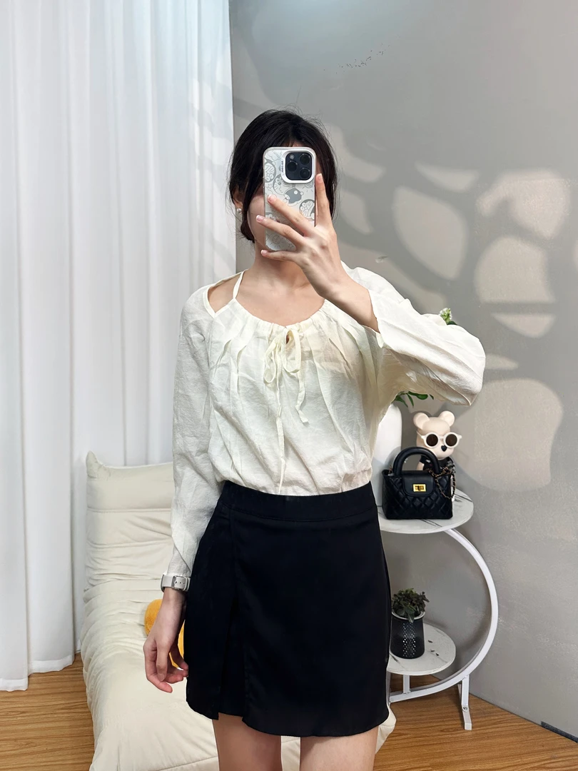 夏季女生黑色小短裙时尚百搭休闲款气质经典高级显瘦设计感半身裙