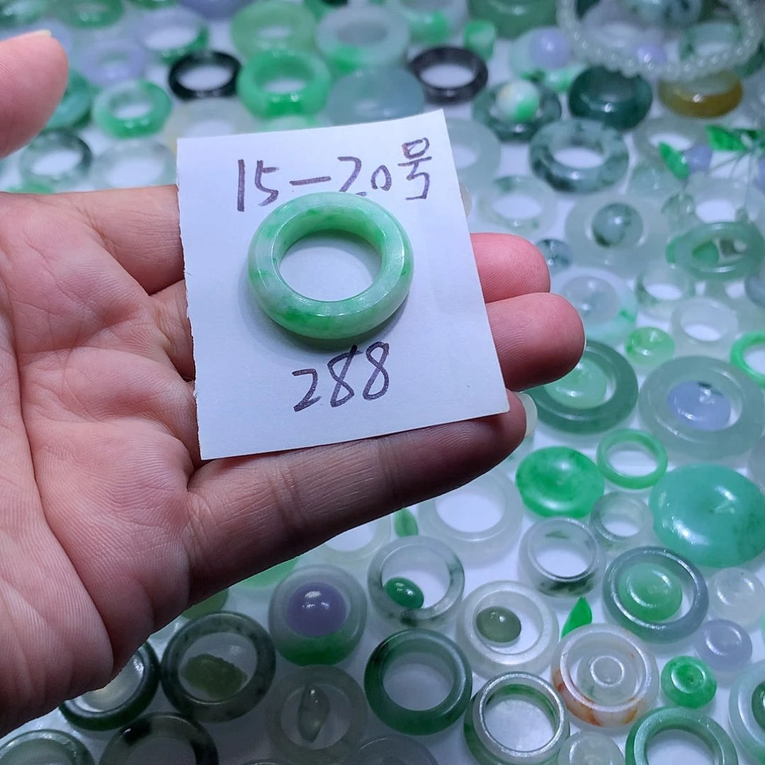 未镶嵌定制翡翠翡翠