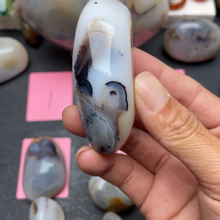 对***歌玛瑙/玉髓未镶嵌玉髓马达加斯加玉髓玛瑙