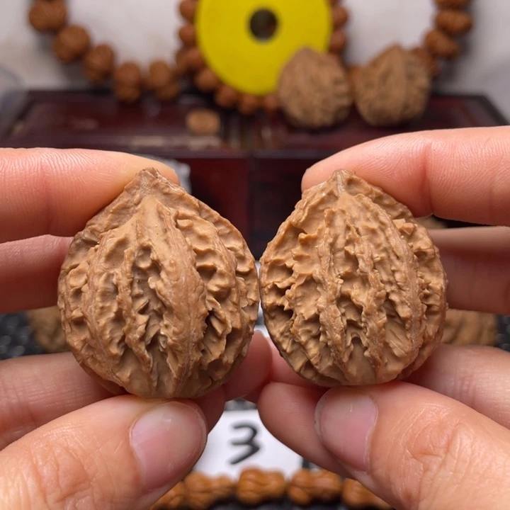 吊坠文玩核桃秦岭核桃