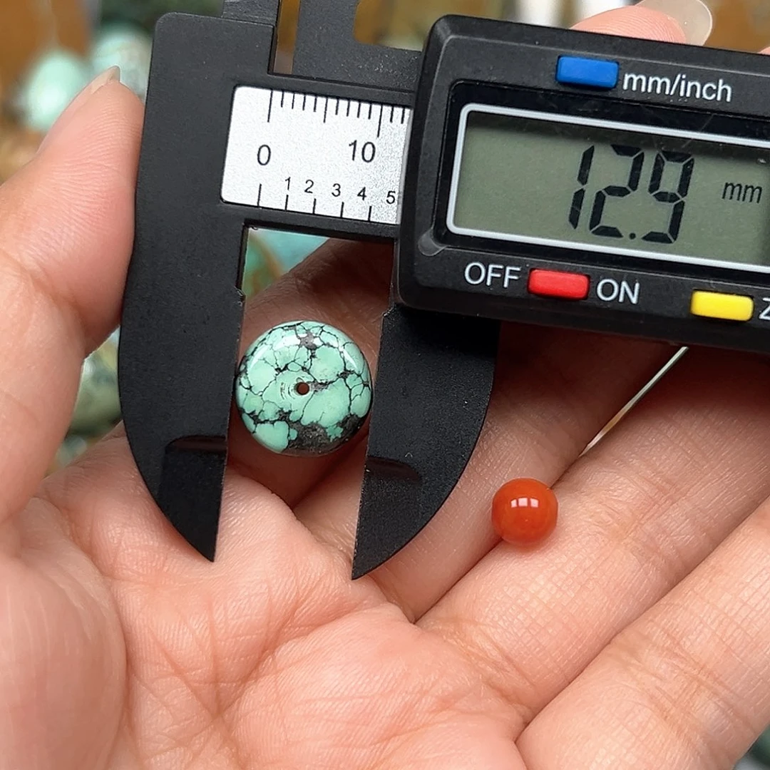 南红玛瑙未镶嵌珠宝奇石