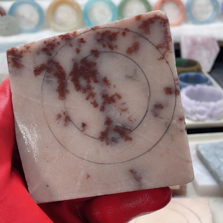 石英质玉未镶嵌定制