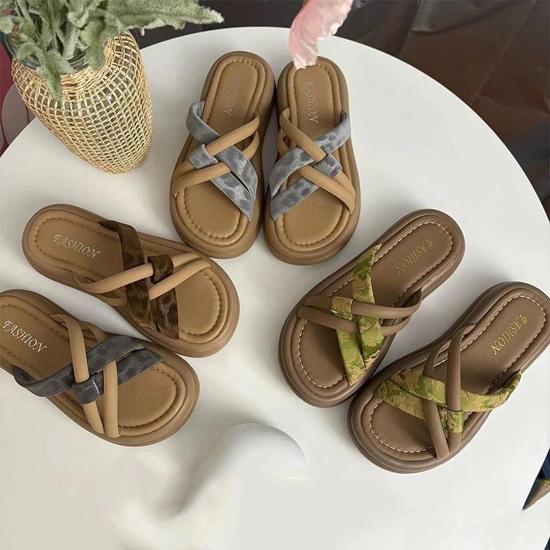 款拖鞋女款2025新款爆款外穿夏季高颜值女士外出漂亮凉拖AW668