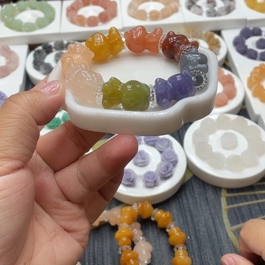 石英质玉（非洲翠）合金手串