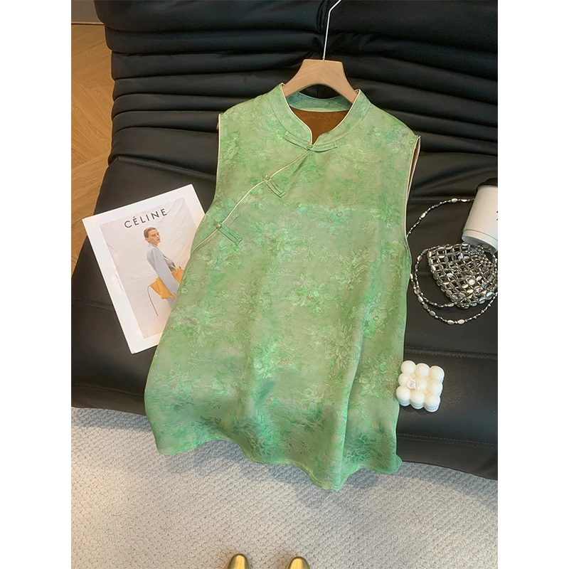 新中式国风绿色无袖背心马甲女2025新款夏季宽松简约百搭盘扣上衣