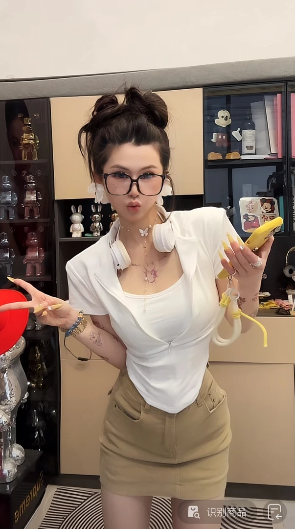 July ·Seven 4/14 “初夏清晨”垫肩拉链上衣