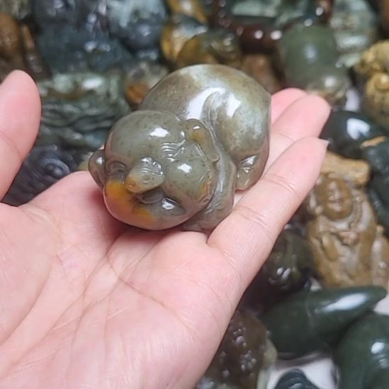 岫岩河磨玉（透闪石质玉）未镶嵌挂件