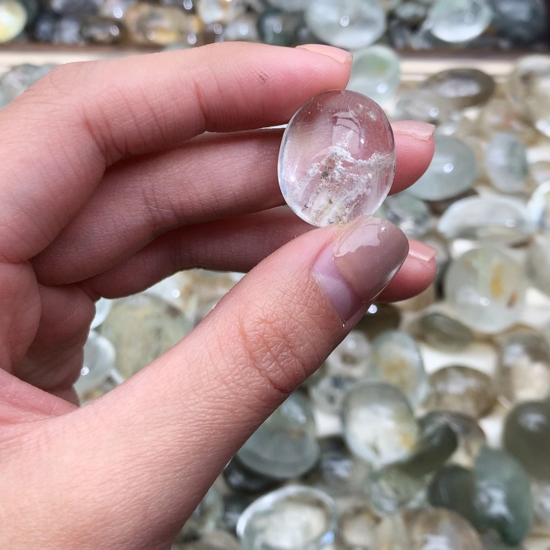 爱***酱水晶未镶嵌珠宝半成品