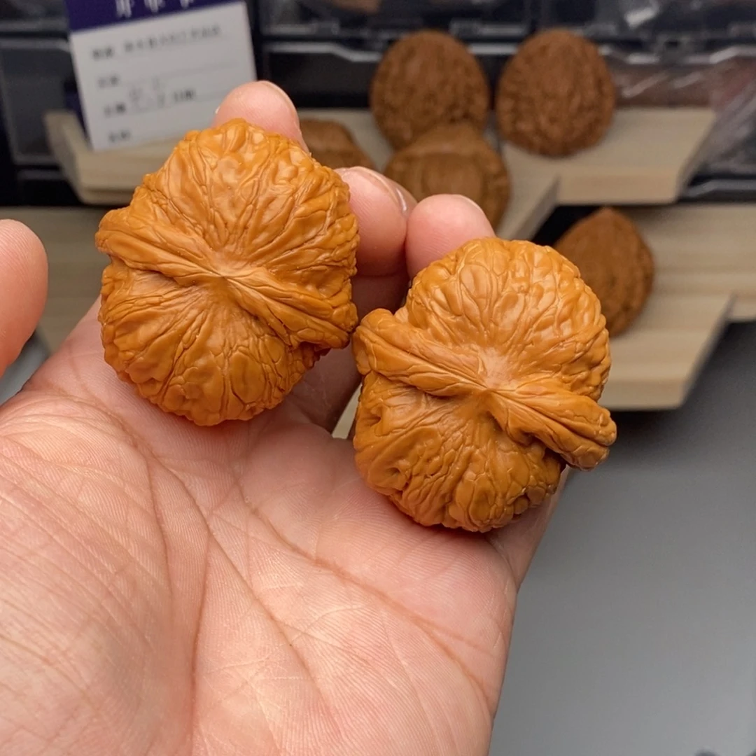 核桃把件 44左右平谷元宝