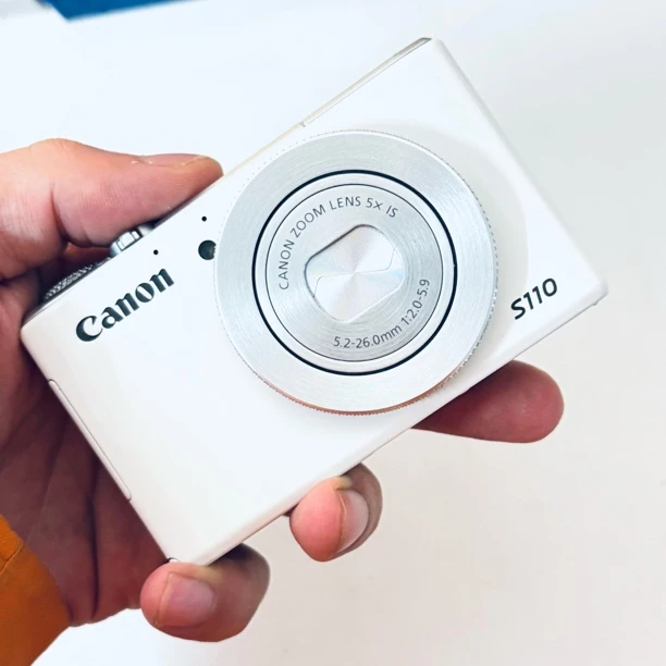 95新 Canon/佳能 s110精品1200w像素5倍光变大光圈人景款