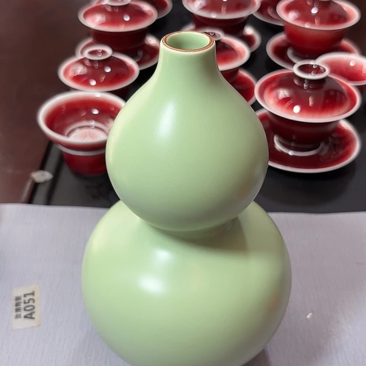 你***饿景德镇高温陶瓷花瓶