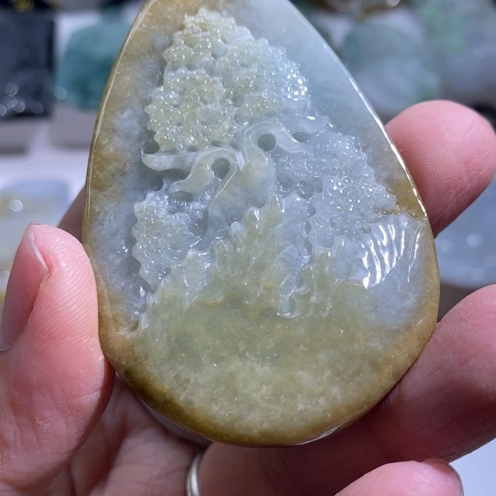 【闪购商品】颈饰未镶嵌翡翠山水