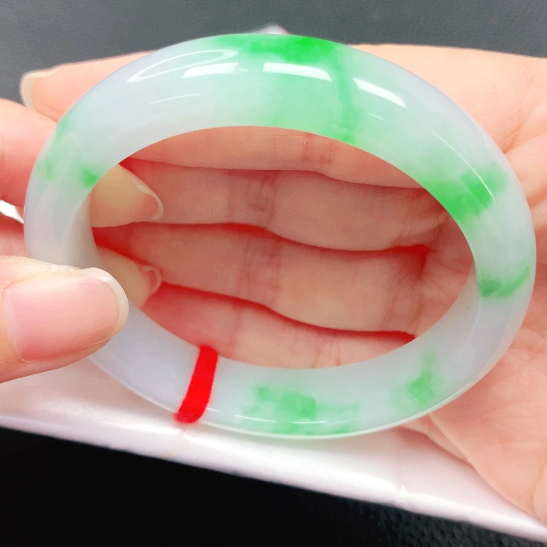 翡翠未镶嵌手镯53圈