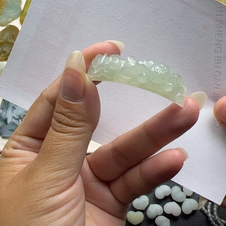 定制翡翠未镶嵌翡翠