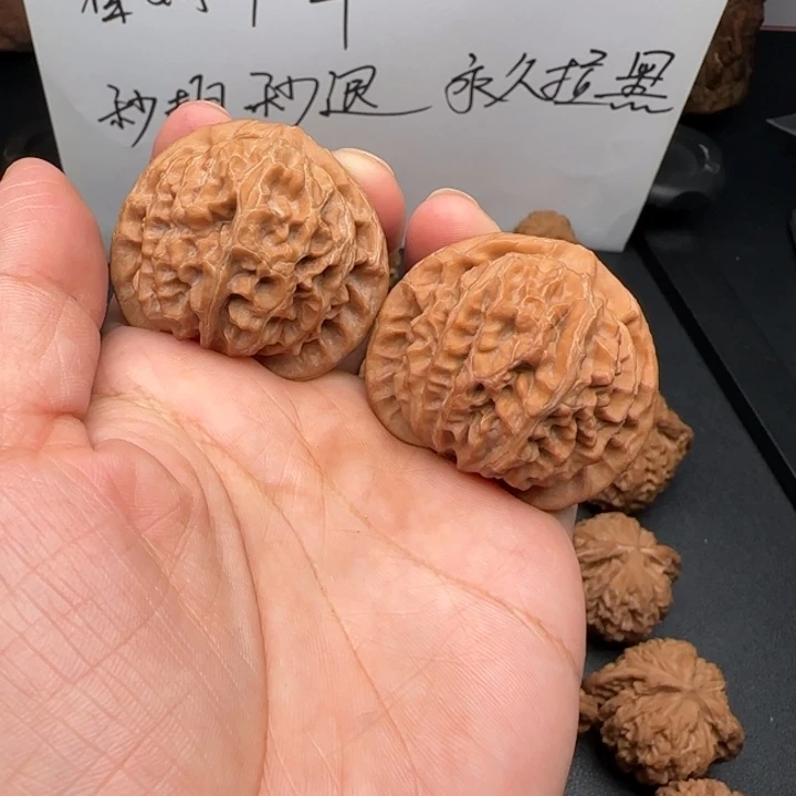 彪***子43尺全品宫灯文玩核桃