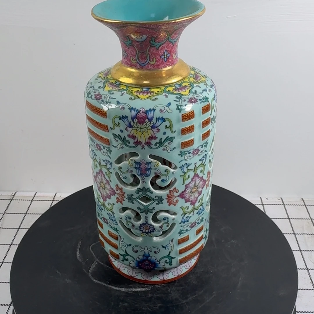 波***瓶粉彩花卉纹陶瓷瓶