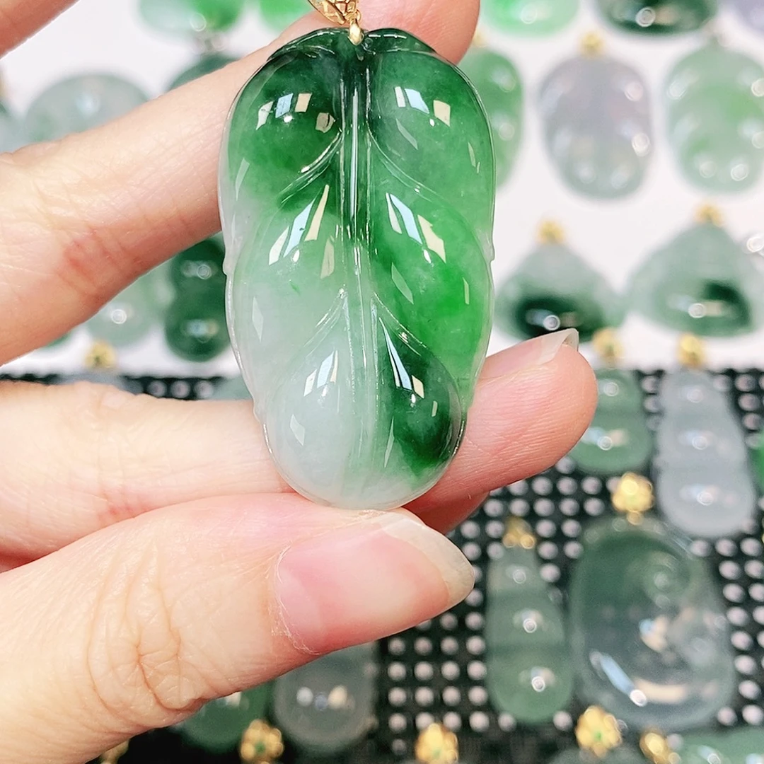 吊坠(不含链)18K金镶嵌翡翠
