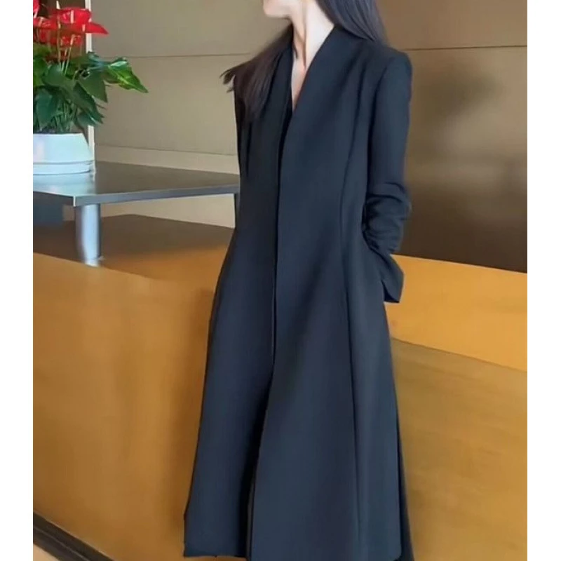 20252025女装年春季新款气质时尚纯色净版风衣外套百搭收腰赫本风