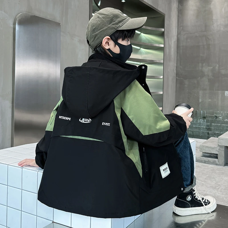 MK&UR.BV儿童装男童冲锋衣三合一可拆卸2025秋冬款中大童加绒外套