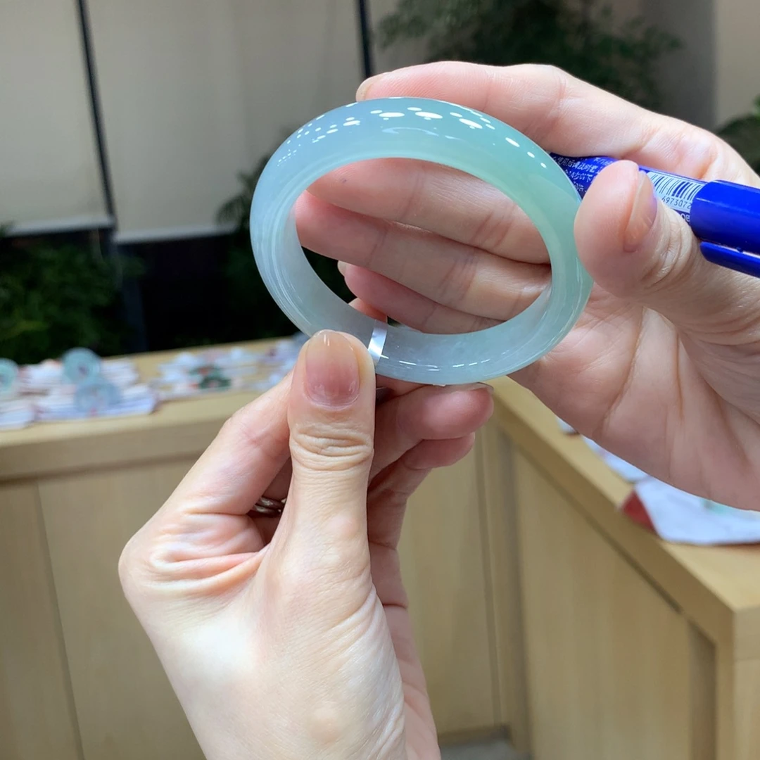 未镶嵌手镯翡翠不退不换