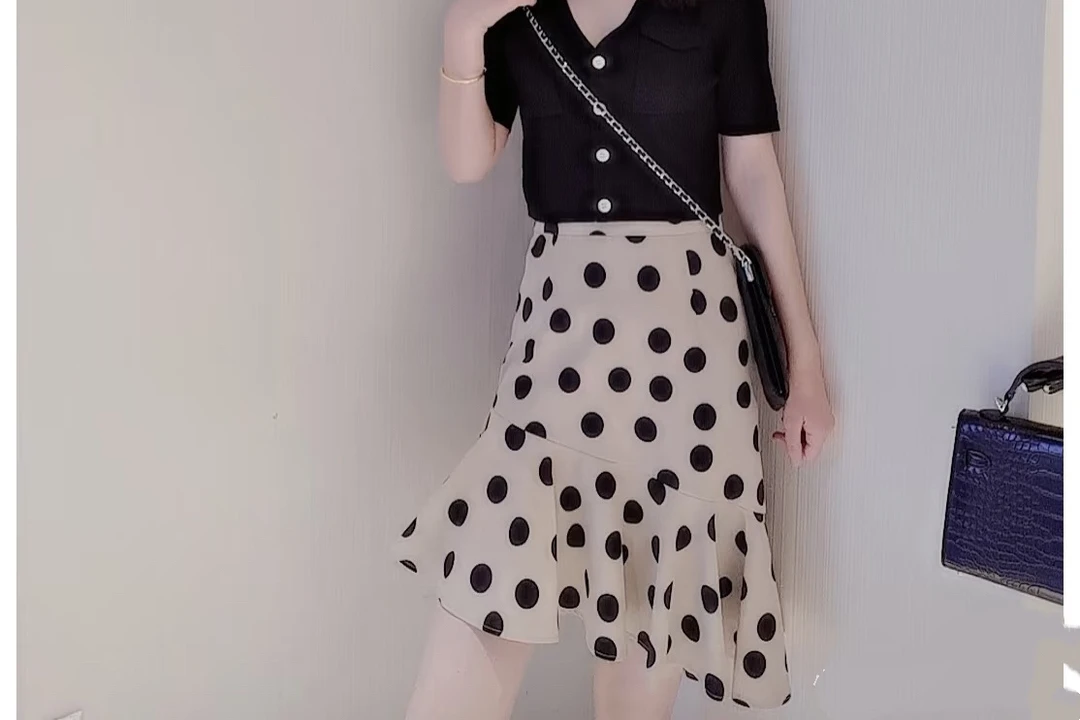 不退换  高腰不规则波点鱼尾半身裙春夏百搭  1200174