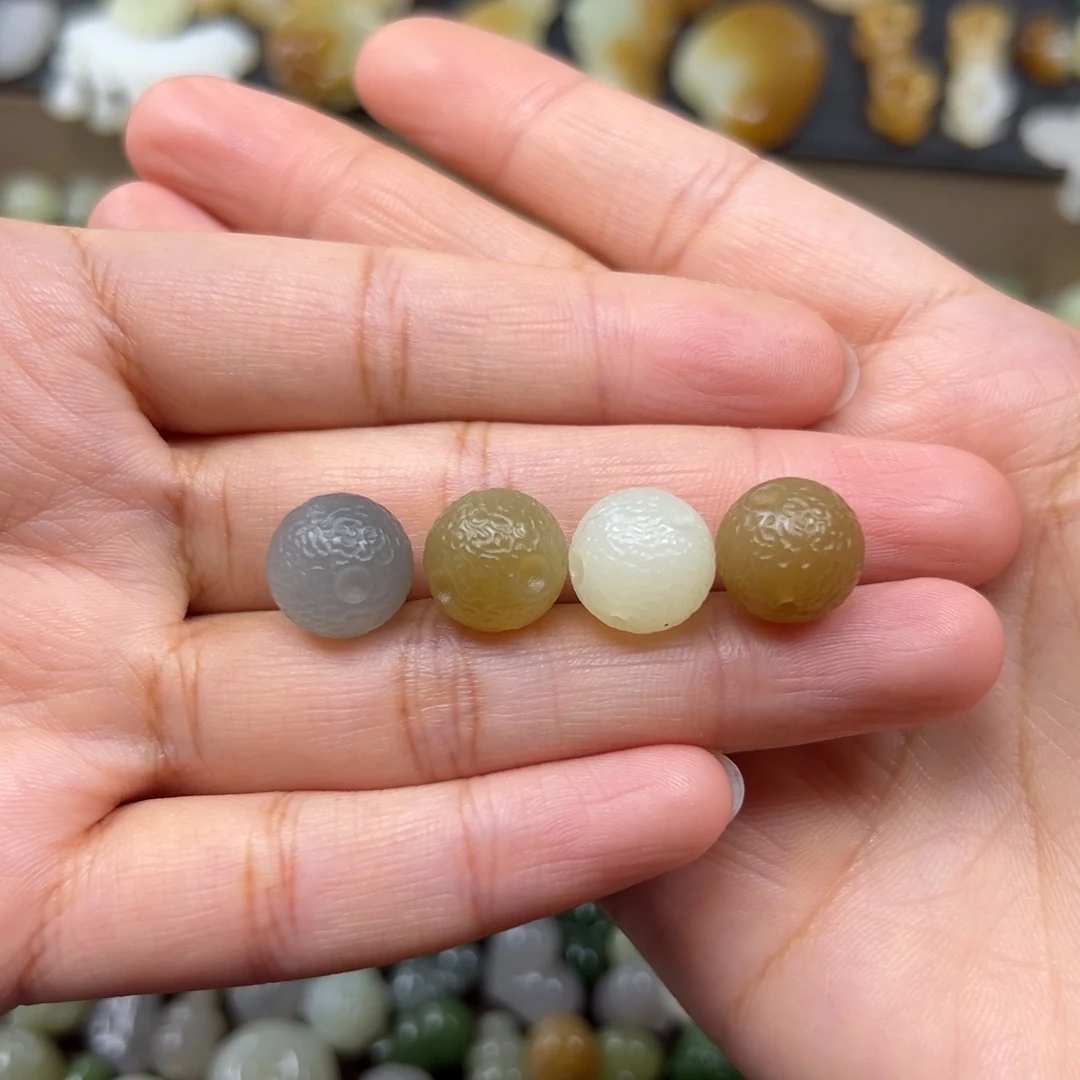 和田玉未镶嵌颈饰120一个多样性发其一