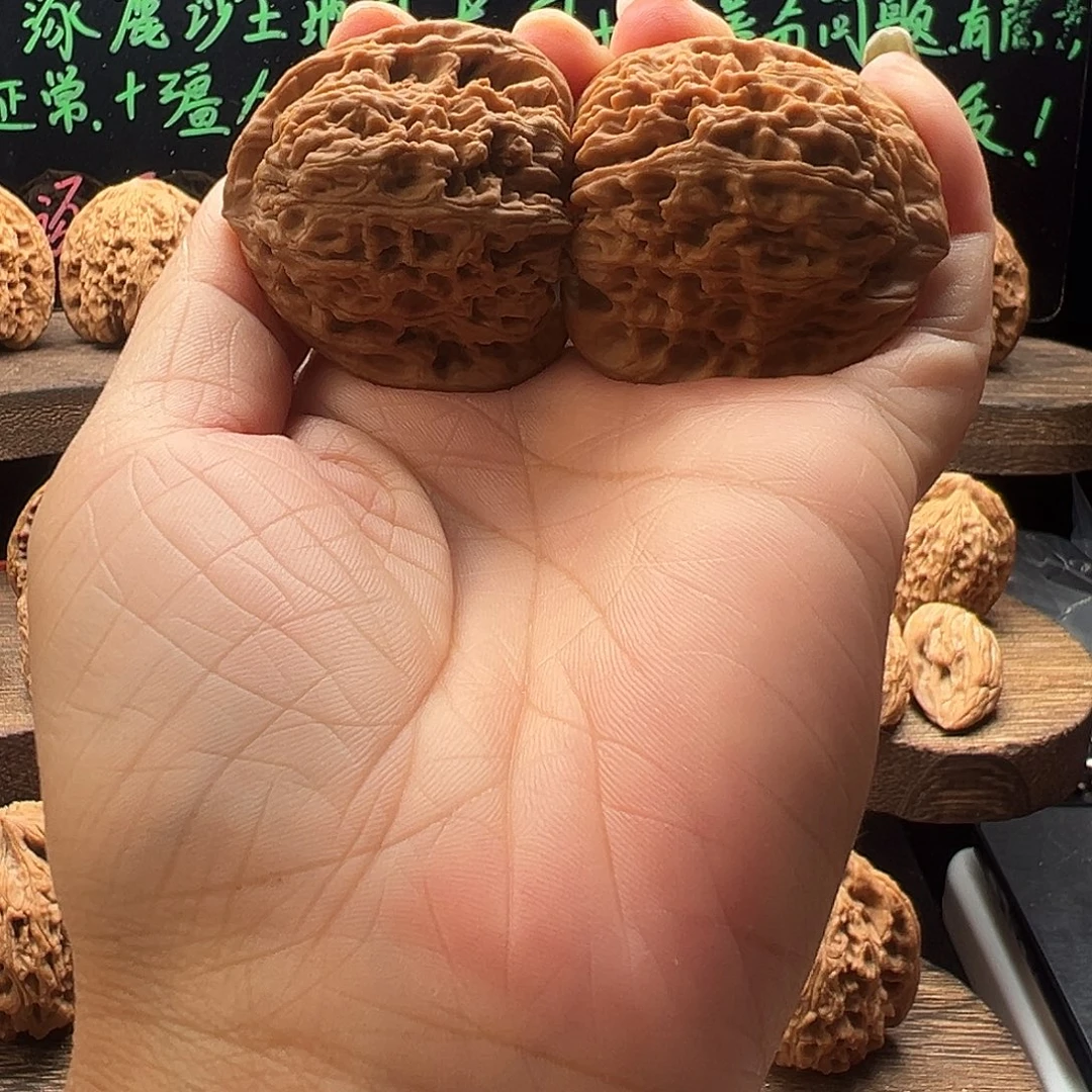 M***y文玩核桃吊坠物美价廉物美价廉