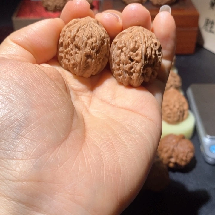 文玩核桃吊坠石子磨28+
