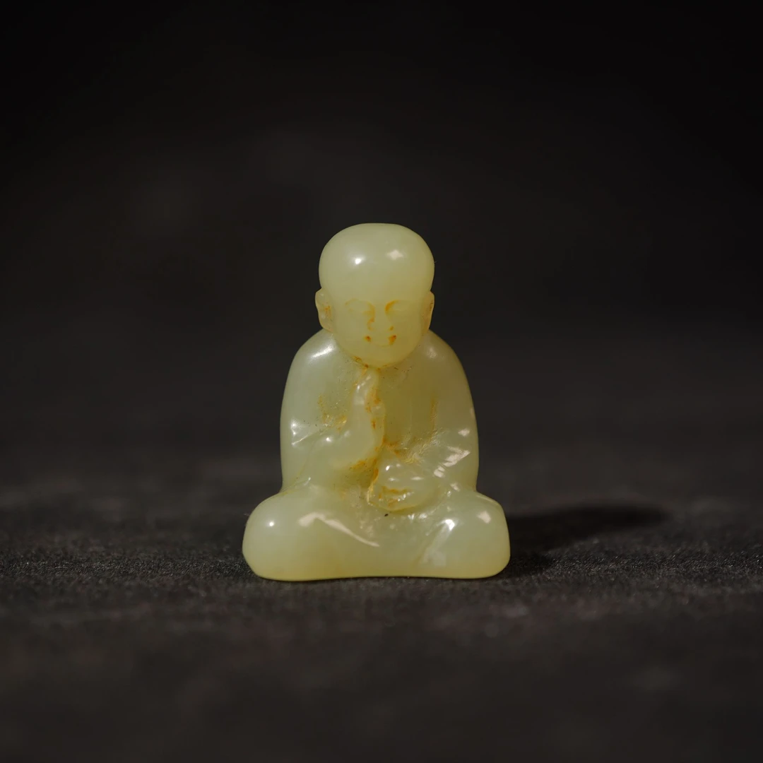 13JJ19    清    和田玉小沙弥吊坠