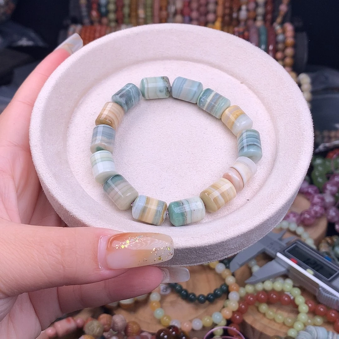 石英质玉未镶嵌手链48