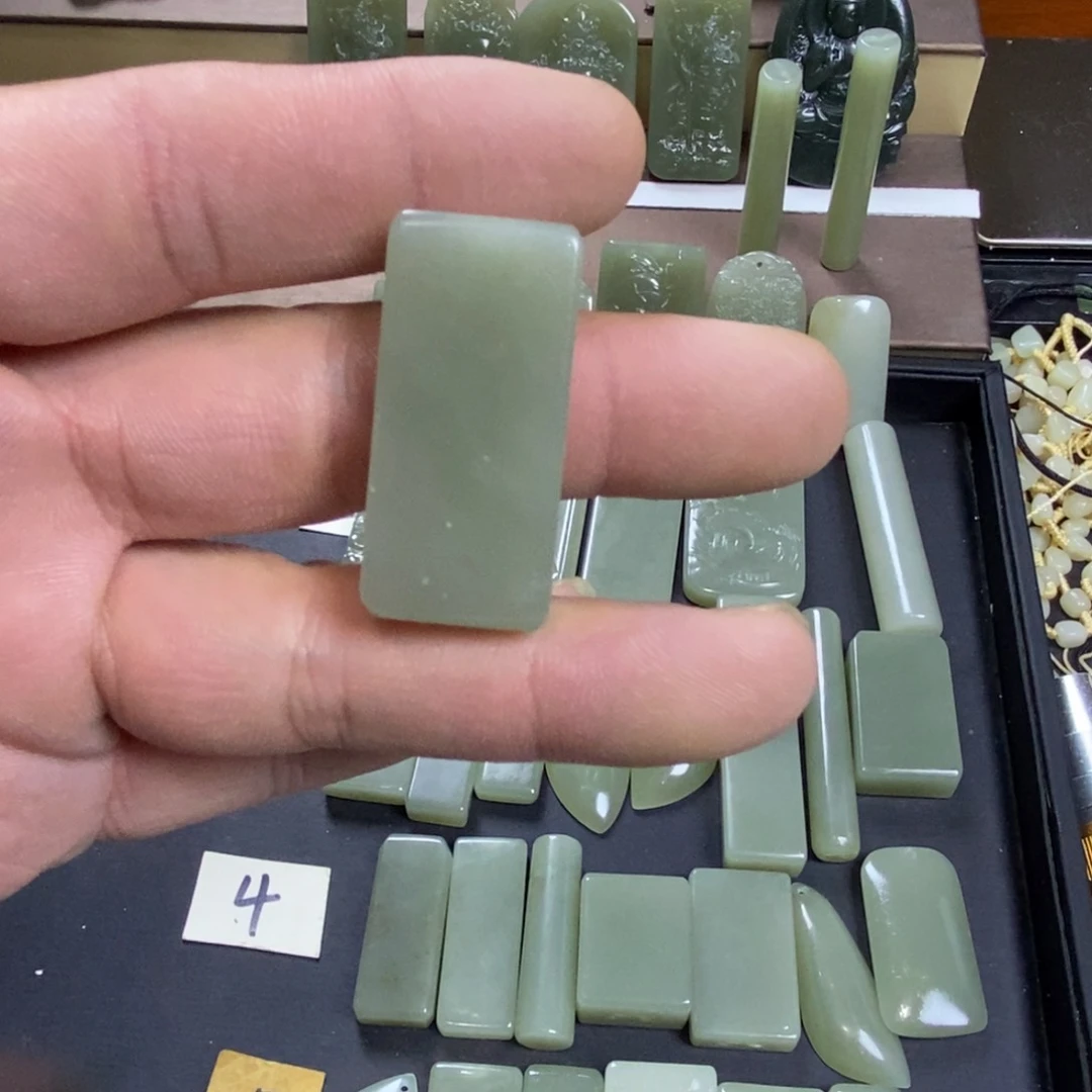 颈饰未镶嵌和田玉【*】01