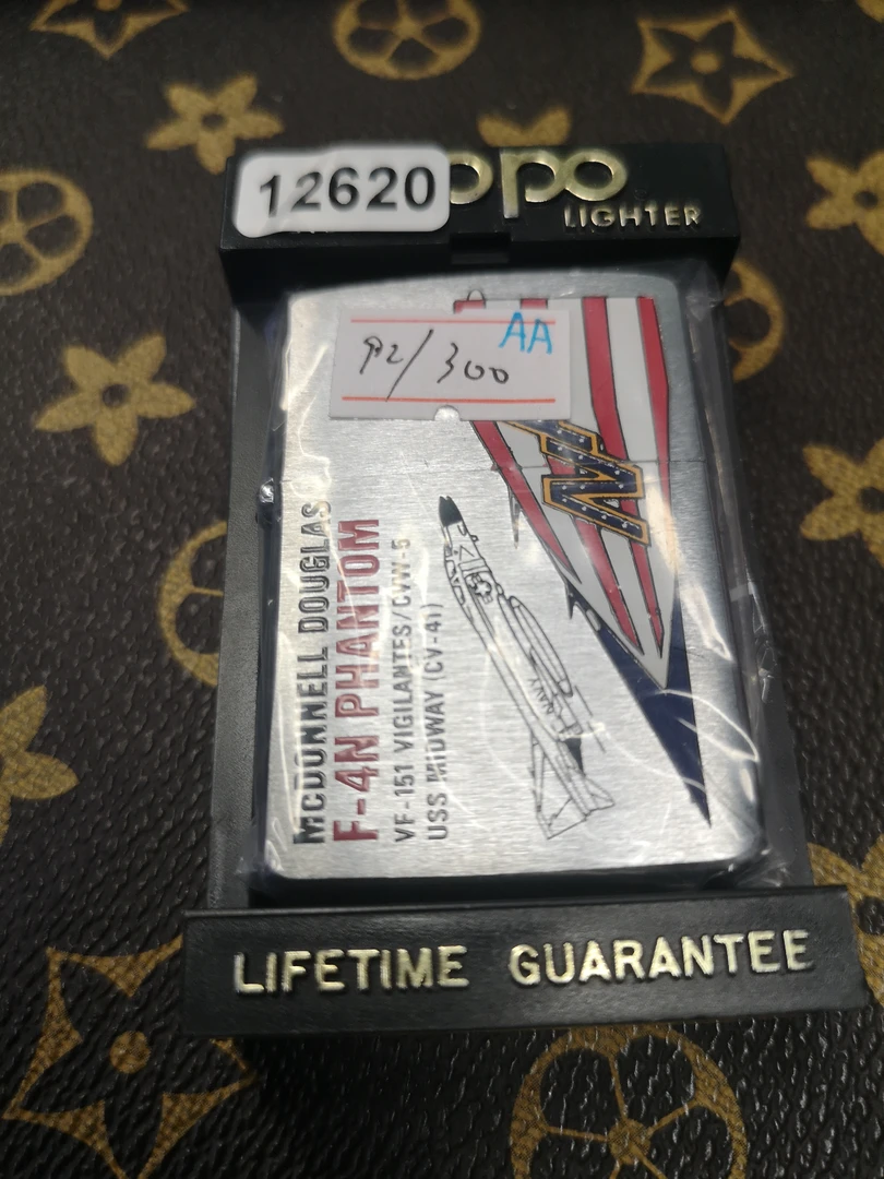 Zippo打火机回血92K镀铬拉丝带题材-12620